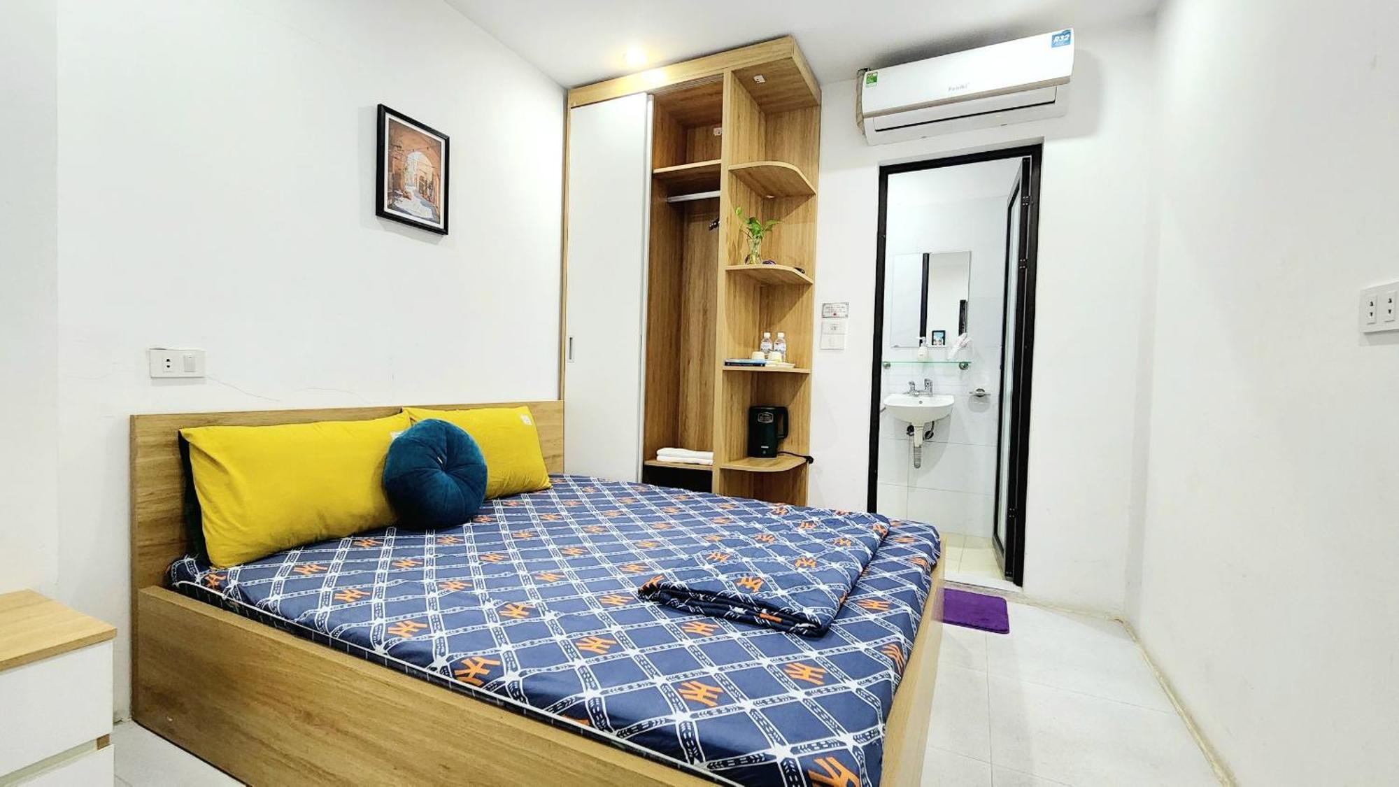 Hanoi Cozy Homestay Long Bien Exterior photo
